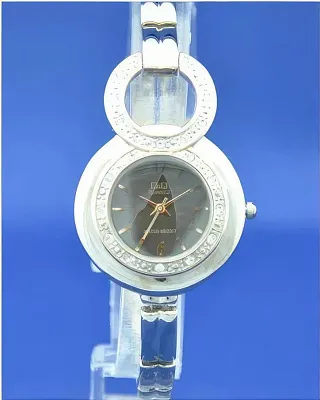 Q&Q Casual F329J803Y