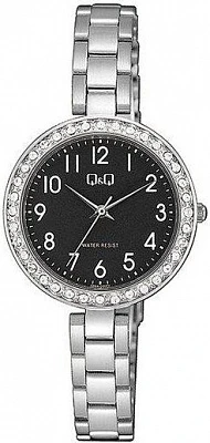 Q&Q Attractive Women Q64AJ002Y