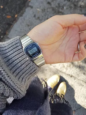 Casio LA-670WA-2E