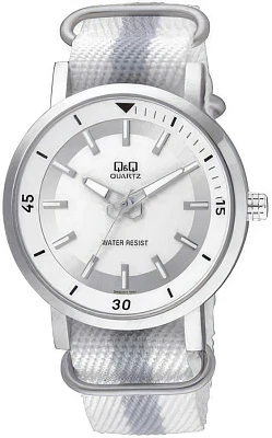 Q&Q Casual Q892J311Y