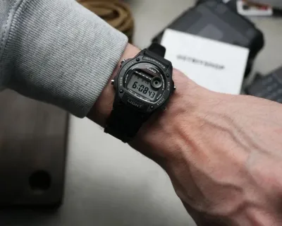 Casio W-220H-1A