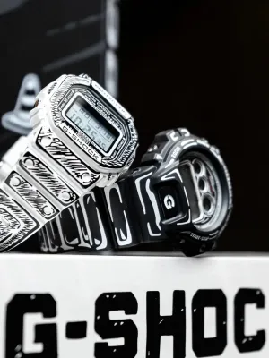 Casio DW-6900JV-1E