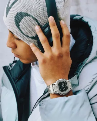 Casio GMW-BZ5000D-1E