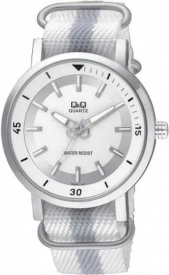 Q&Q Casual Q892J311Y