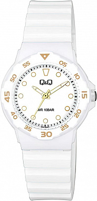 Q&Q Casual V07AJ002VY