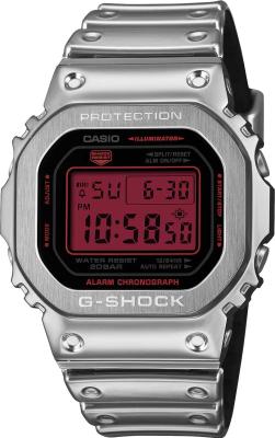 Casio GM-5600YRA-8E