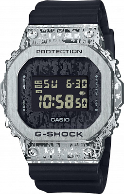 Casio GM-5600GC-1E