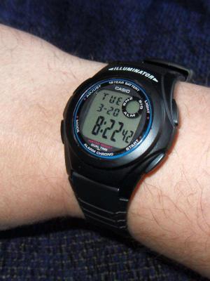 Наручные часы  Casio  Collection Casio F-200W-1A (фото 4)