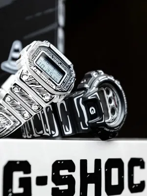 Casio DW-6900JV-1E