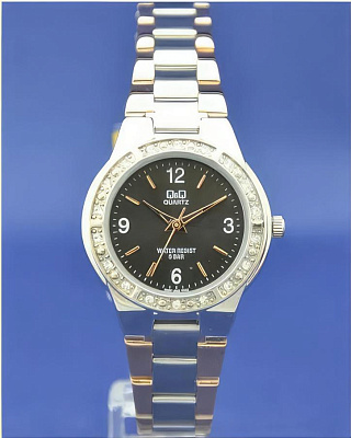 Q&Q Casual Q691J805Y