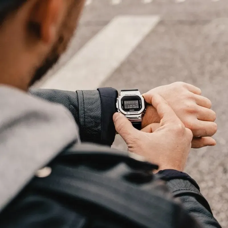 Наручные часы  Casio  G-Shock Casio GM-5600U-1E (фото 5)