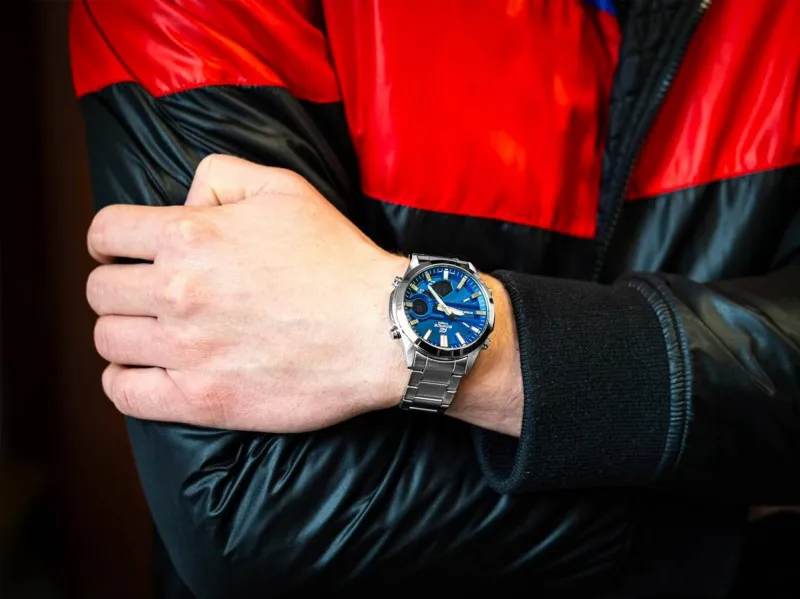 Наручные часы  Casio  Edifice Casio EFV-C120D-2A (фото 3)