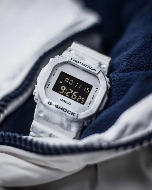 Наручные часы  Casio  G-Shock Casio DW-5600GC-7E (фото 3)