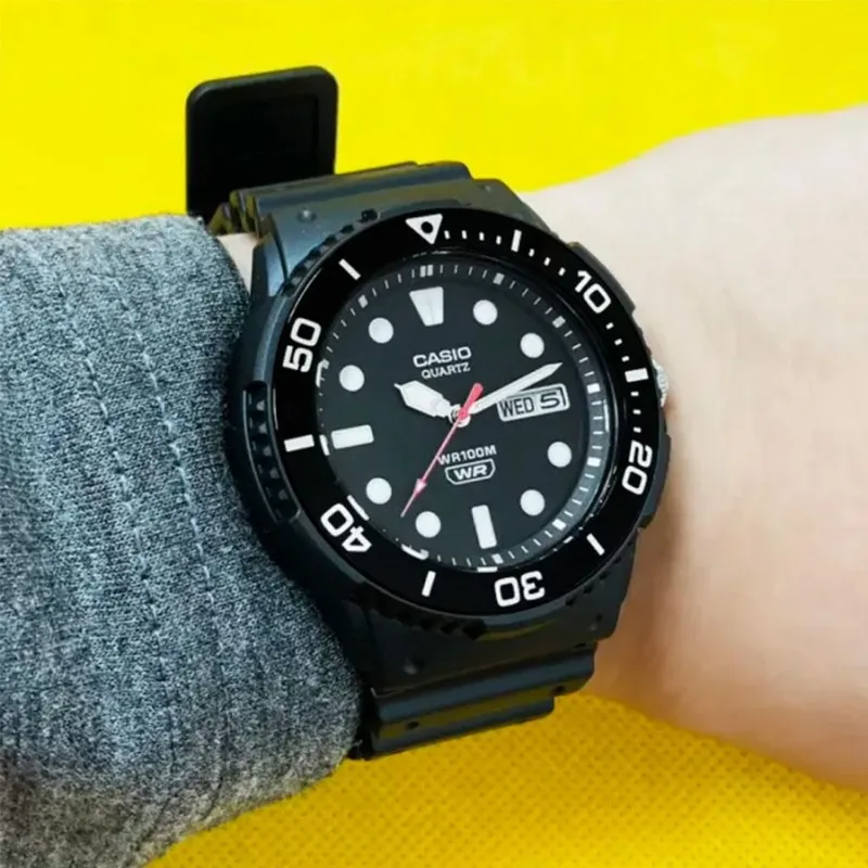 Наручные часы  Casio  Collection Casio MRW-230H-1E1 (фото 3)