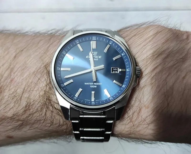 Наручные часы  Casio  Edifice Casio EFV-150D-2A (фото 4)