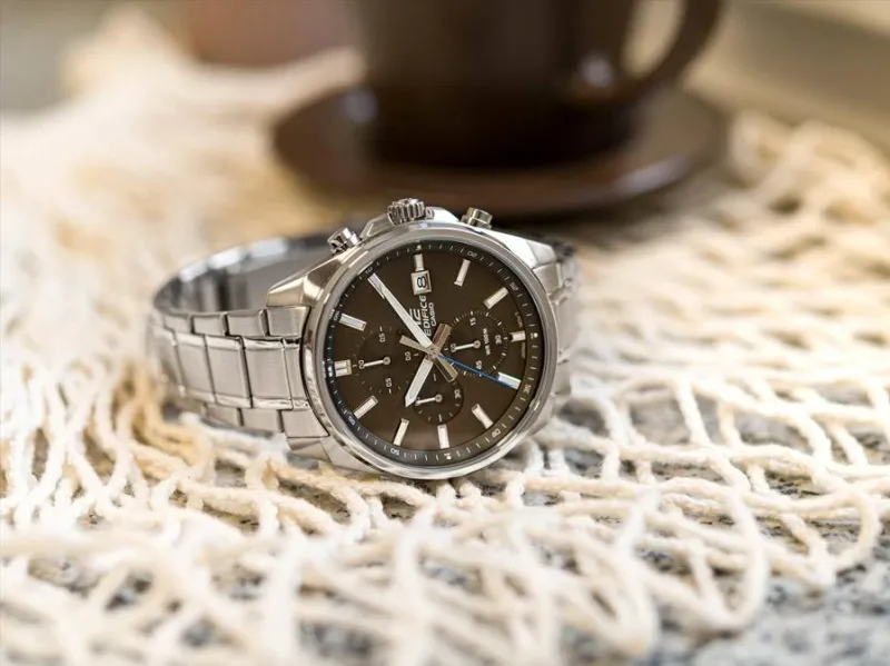 Casio EFV-610D-5C