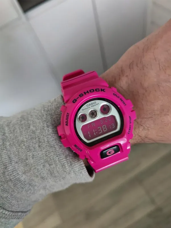 Casio DW-6900RCS-4E