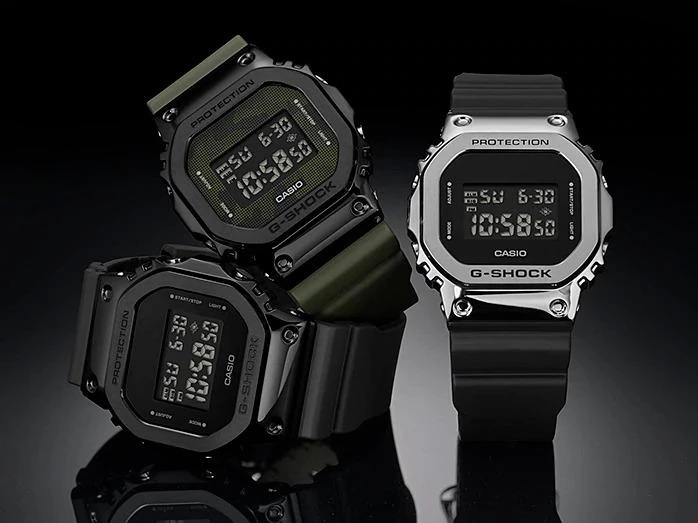 Наручные часы  Casio  G-Shock Casio GM-5600-1E (фото 11)