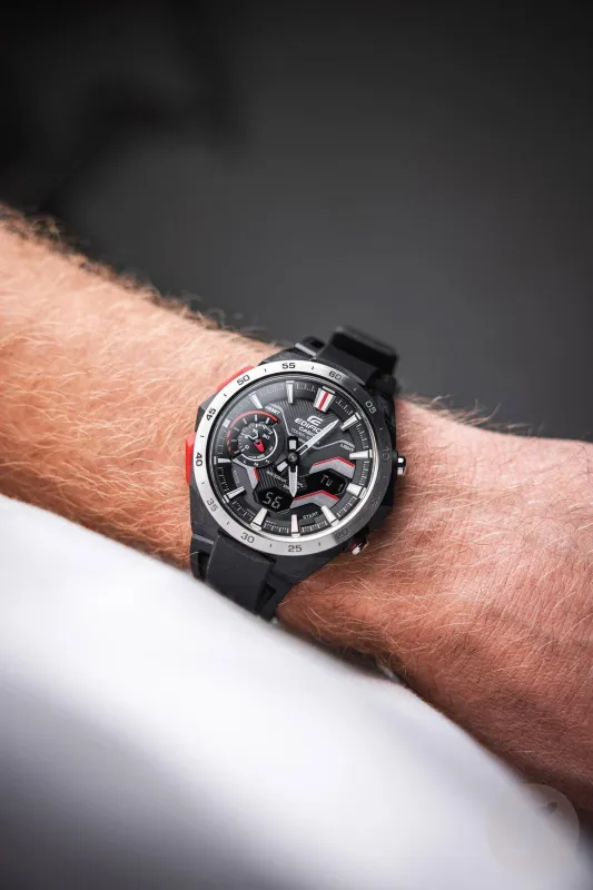 Наручные часы  Casio  Edifice Casio ECB-2200P-1A (фото 2)