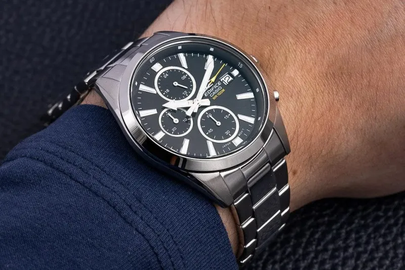 Наручные часы  Casio  Edifice Casio EFV-560D-1A (фото 2)