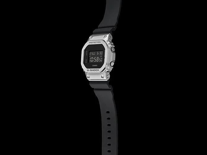 Наручные часы  Casio  G-Shock Casio GM-5600-1E (фото 10)