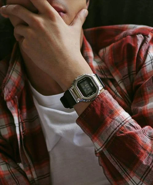 Наручные часы  Casio  G-Shock Casio GM-5600-1E (фото 12)