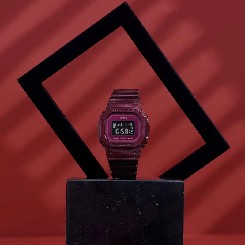 Наручные часы  Casio  G-Shock Casio GMD-S5600RB-4E (фото 4)