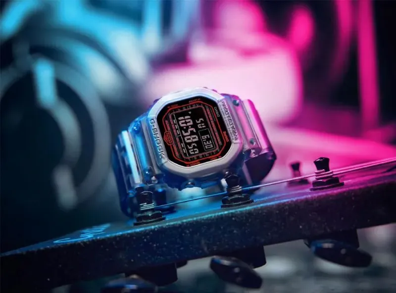 Наручные часы  Casio  G-Shock Casio DW-B5600G-1E (фото 4)