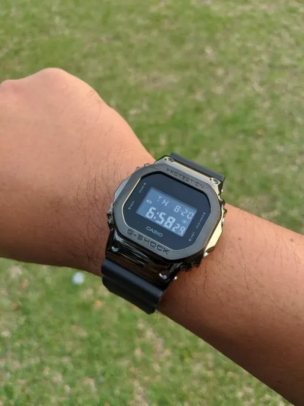 Наручные часы  Casio  G-Shock Casio GM-5600UB-1E (фото 2)