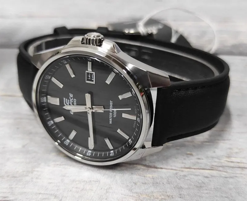 Наручные часы  Casio  Edifice Casio EFV-150L-1A (фото 6)