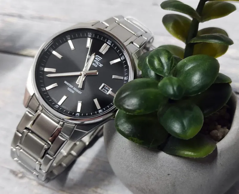 Наручные часы  Casio  Edifice Casio EFV-150D-1A (фото 5)