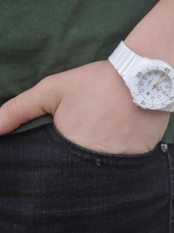 Наручные часы  Casio  Collection Casio LRW-200H-7E2 (фото 3)