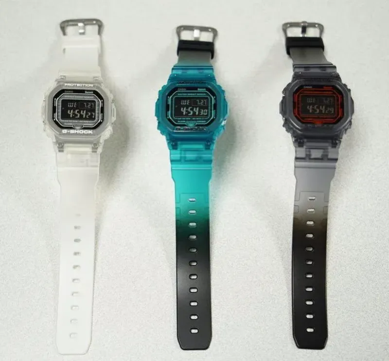 Наручные часы  Casio  G-Shock Casio DW-B5600G-1E (фото 11)