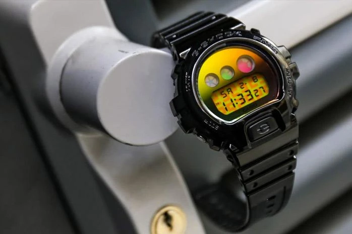 Наручные часы  Casio  G-Shock Casio DW-6900SP-1E (фото 10)