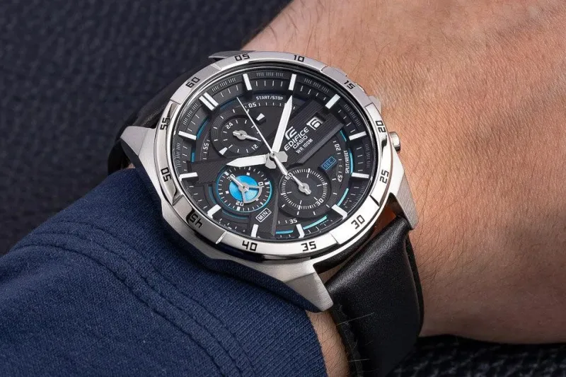 Casio EFR-556L-1A