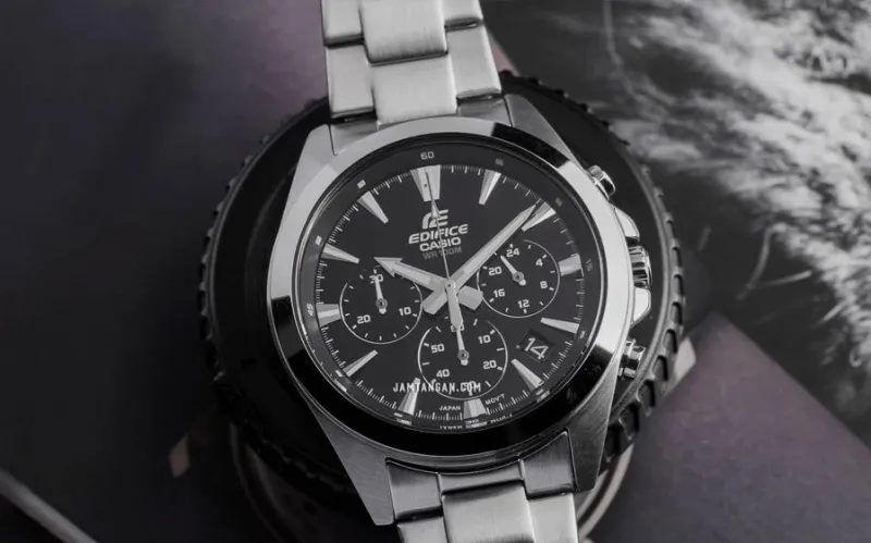 Наручные часы  Casio  Edifice Casio EFV-630D-1A (фото 3)
