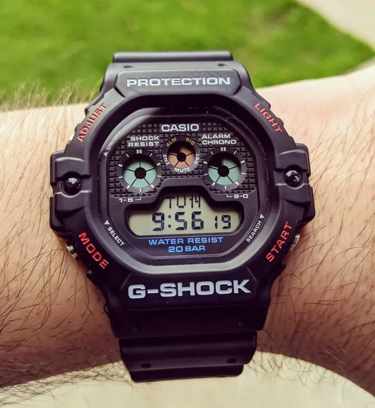 Casio DW-5900-1E
