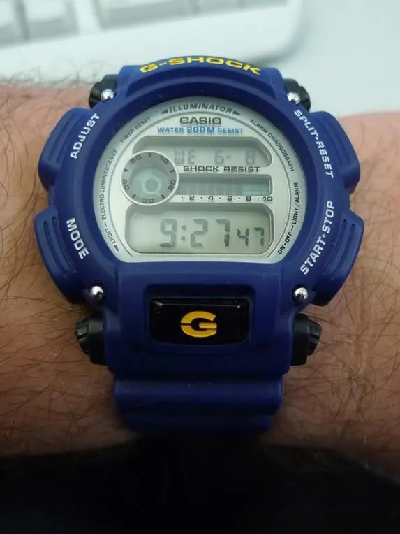 Наручные часы  Casio  G-Shock Casio DW-9052-2V (фото 3)
