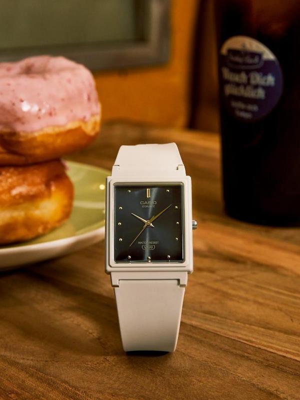 Наручные часы  Casio  Collection Casio MQ-38UC-8A (фото 2)