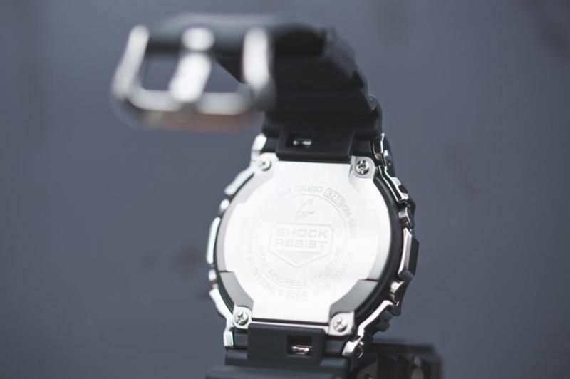 Наручные часы  Casio  G-Shock Casio GM-5600-1E (фото 17)