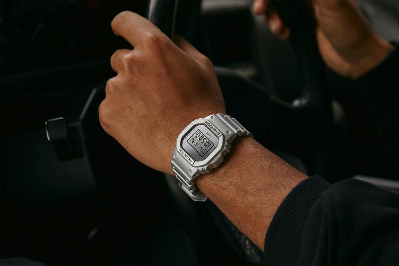 Наручные часы  Casio  G-Shock Casio DW-5600FF-8E (фото 2)