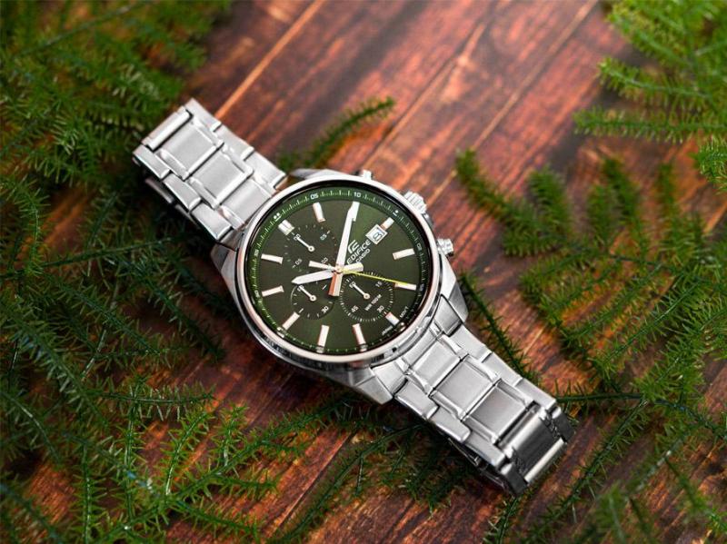 Наручные часы  Casio  Edifice Casio EFV-610D-3C (фото 2)