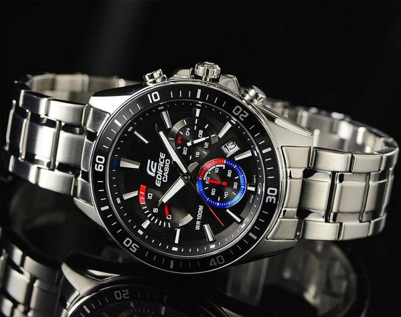 Наручные часы  Casio  Edifice Casio EFR-552D-1A3 (фото 6)