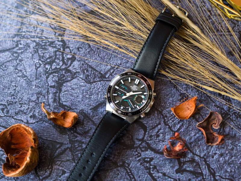 Наручные часы  Casio  Edifice Casio EFV-C110L-1A (фото 3)