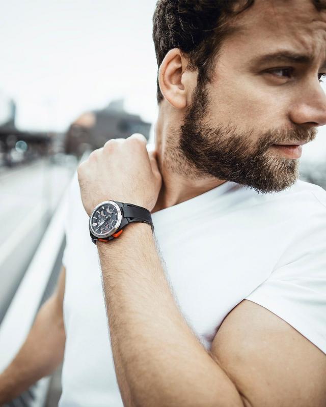 Наручные часы  Casio  Edifice Casio ECB-2200P-1A (фото 7)