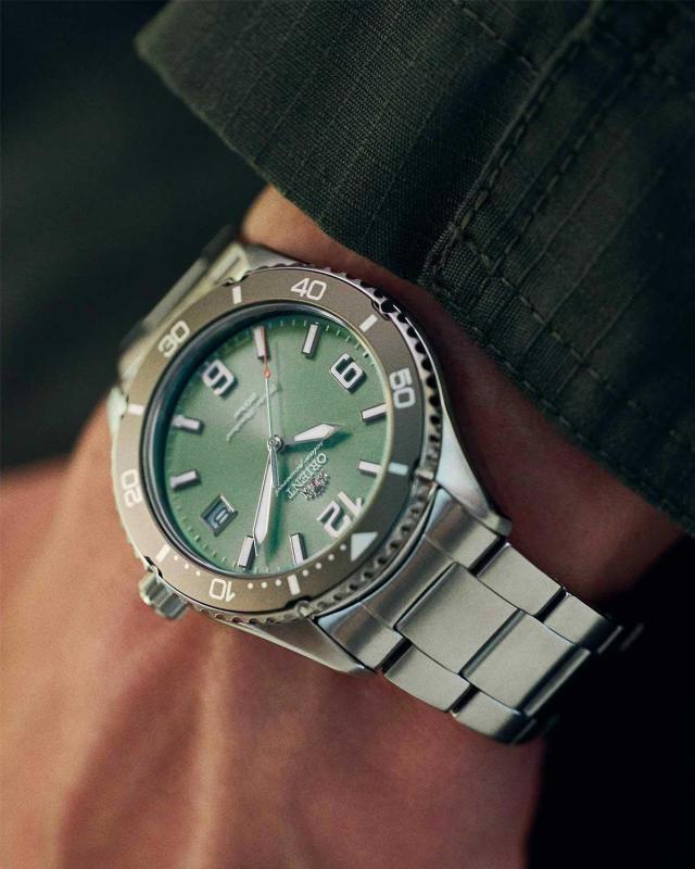 Orient RA-WJ0001E