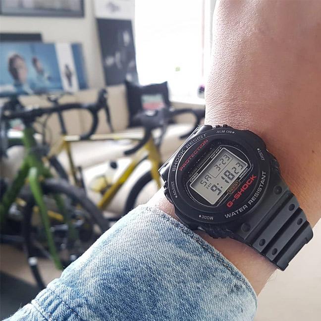 Наручные часы  Casio  G-Shock Casio DW-5750E-1E (фото 7)