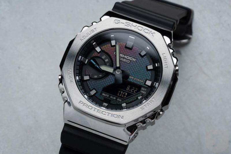 Наручные часы  Casio  G-Shock Casio GM-2100RW-1A (фото 2)