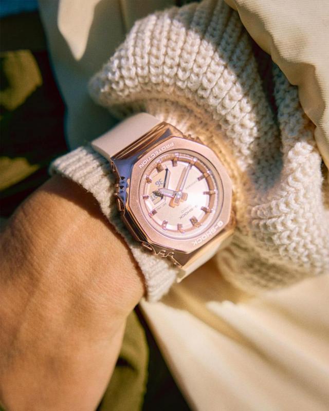 Наручные часы  Casio  G-Shock Casio GM-S2110PG-4A (фото 3)