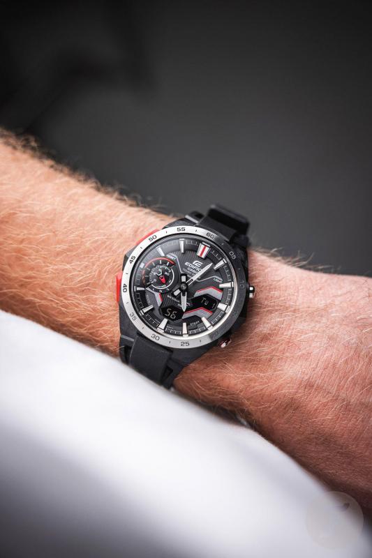 Наручные часы  Casio  Edifice Casio ECB-2200P-1A (фото 2)